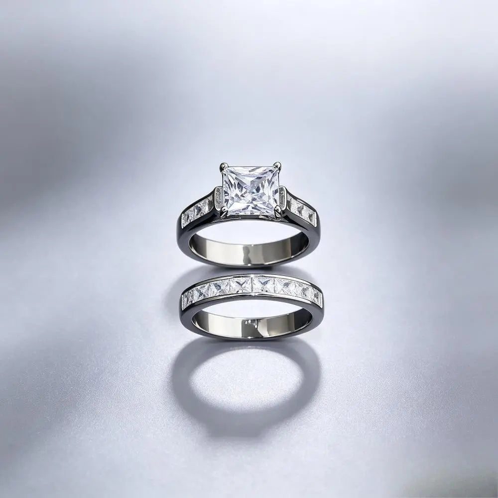 Classic Princess Cut Engagement Ring Set, 2-Piece Gold-Tone Promise & Wedding Band, Timeless Statement Jewelry Gift for Her, Perfect for Valentine'S Day, Christmas & Special Occasions